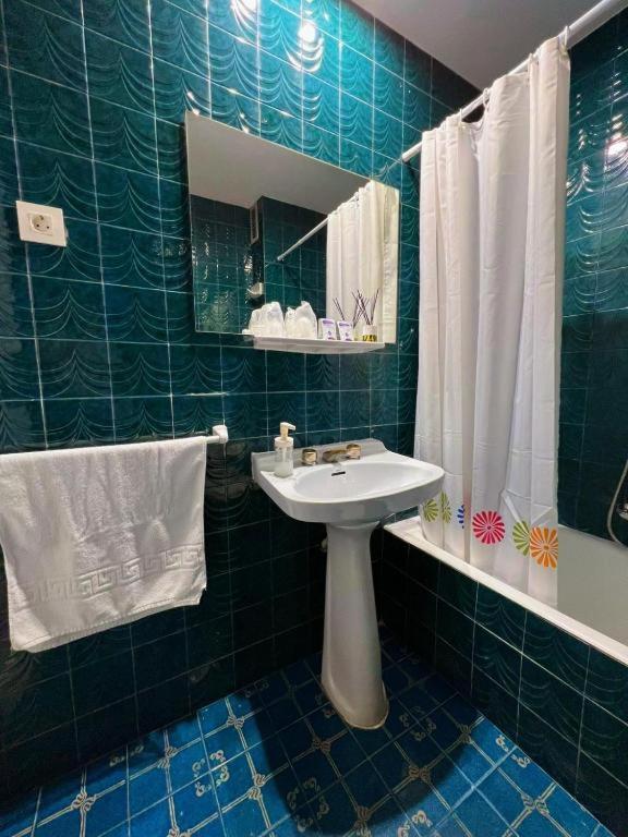 Hostal Tropical Motril Exteriör bild