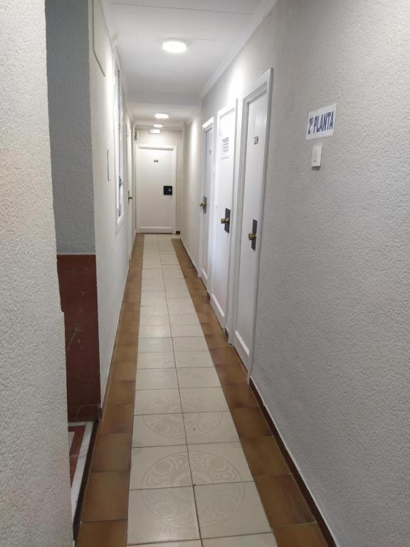 Hostal Tropical Motril Exteriör bild